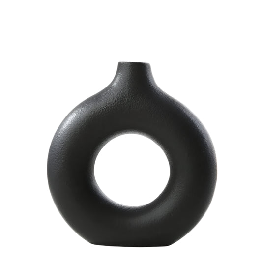 Vessel of Becoming – The Hollow Ceramic Form