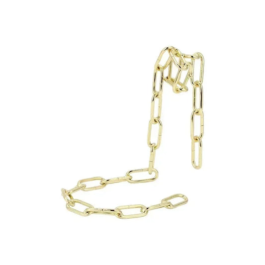 Defiance in Balance – The Chain Illusion Wine Stand