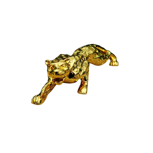 Velocity in Silence – The On The Prowl Cheetah Sculpture