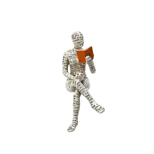 Voices in Stillness – Humanoid Resin Sculptures