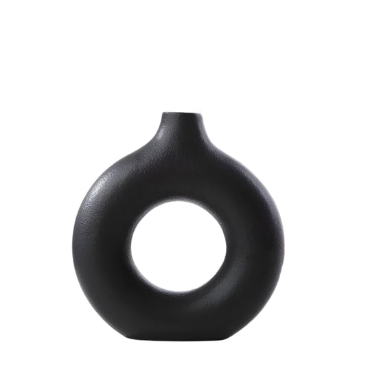 Vessel of Becoming – The Hollow Ceramic Form